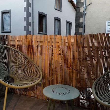 Petit Appartement Douillet Les Martres-de-Veyre المظهر الخارجي الصورة